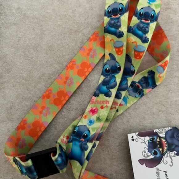 NWT Disney Stitch Lanyard with ID Badge Holder - Picture 2 of 3